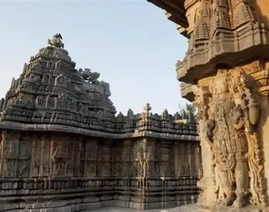 South India Tour from Mumbai - Mumbai-Bangalore-Mysore-Hassan-Hospet-Badami-Hubli Tour Package | KoiKoi Travel
