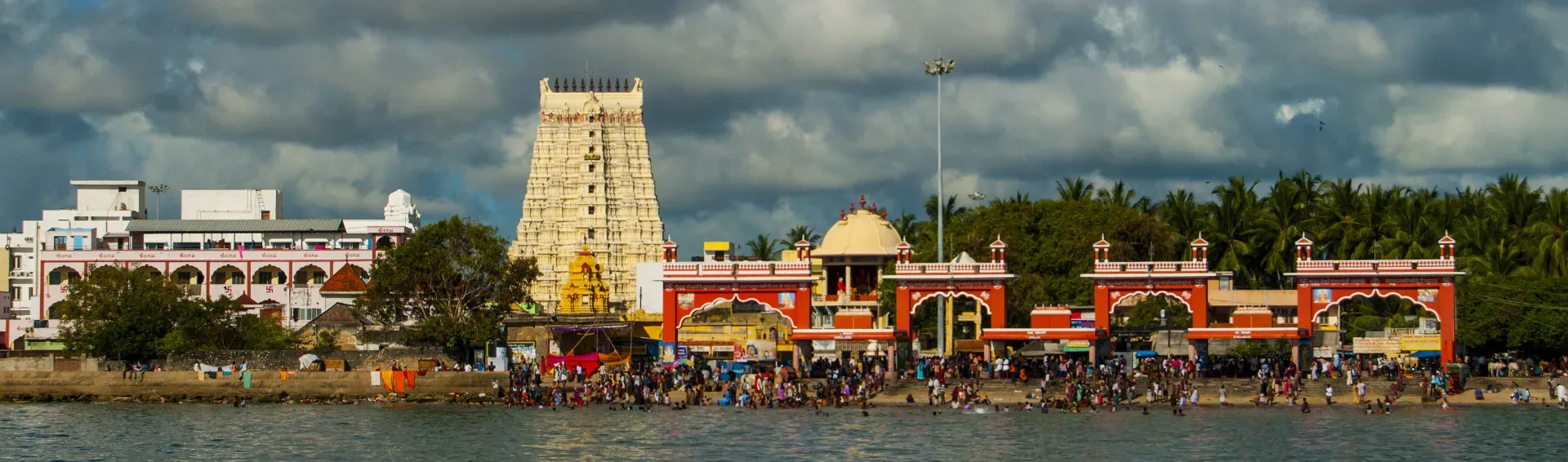 South India Heritage & Backwater Tour - Kochi-Alleppey-Periyar-Madurai-Rameshwaram-Kovalam-Trivandrum Tour Package | KoiKoi Travel